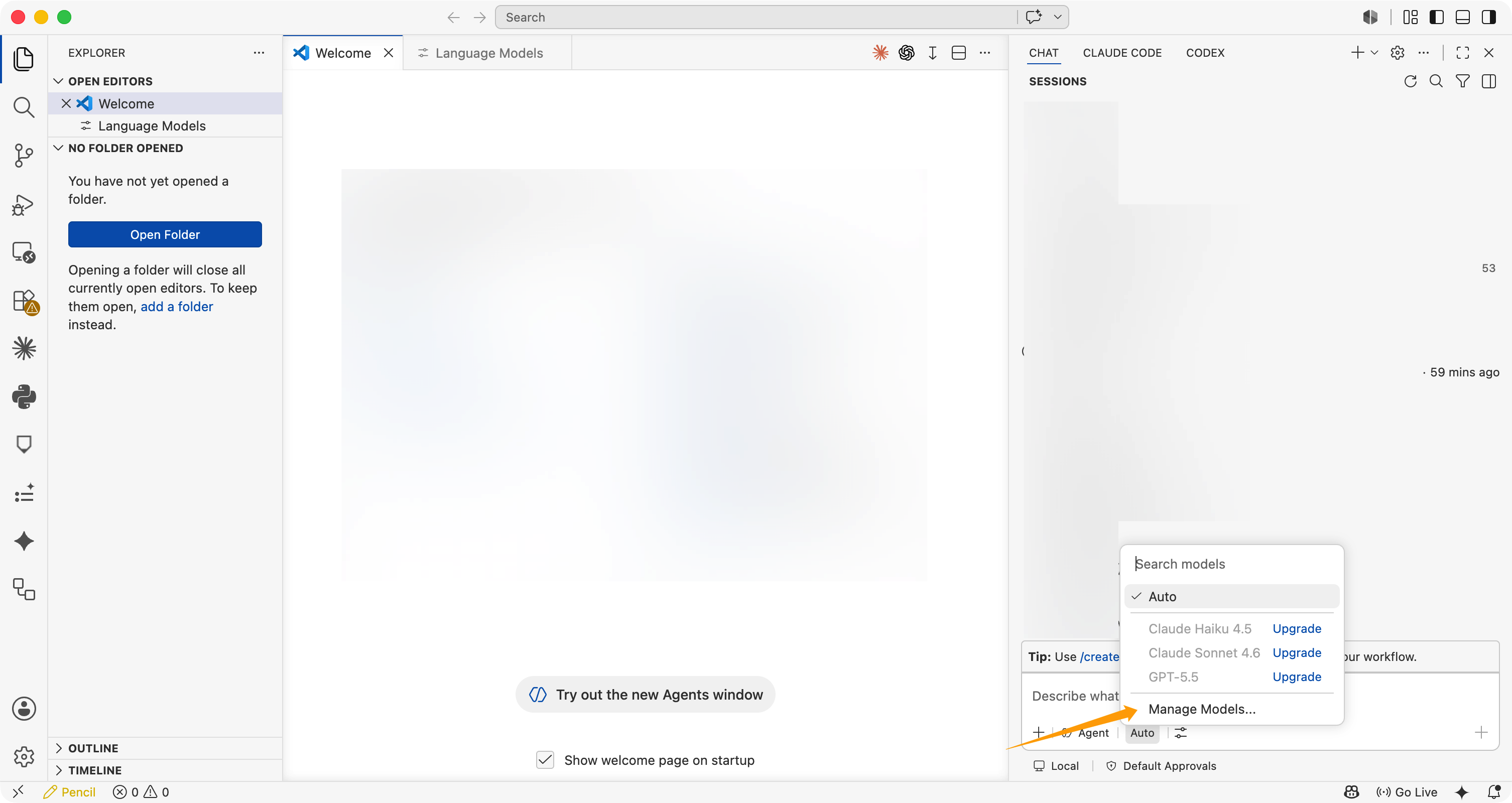 在 Copilot Chat 模型选择器中点击 Manage Models。